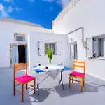 Mantilaria * Fira (Santorini)