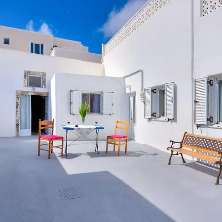 Mantilaria * Fira (Santorini)