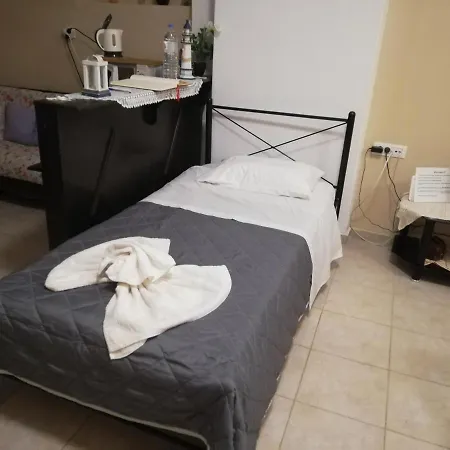 شقة Mantilaria ثيرا