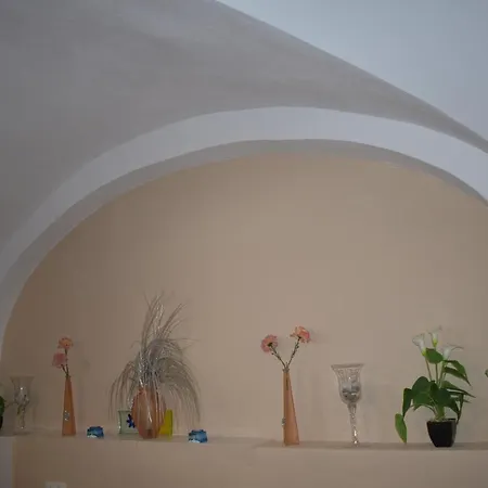 Mantilaria Apartment