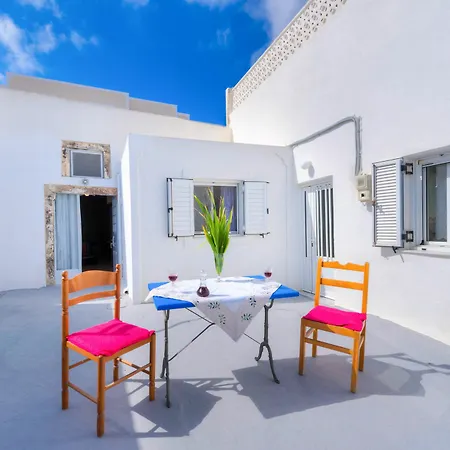 Mantilaria * Fira (Santorini)